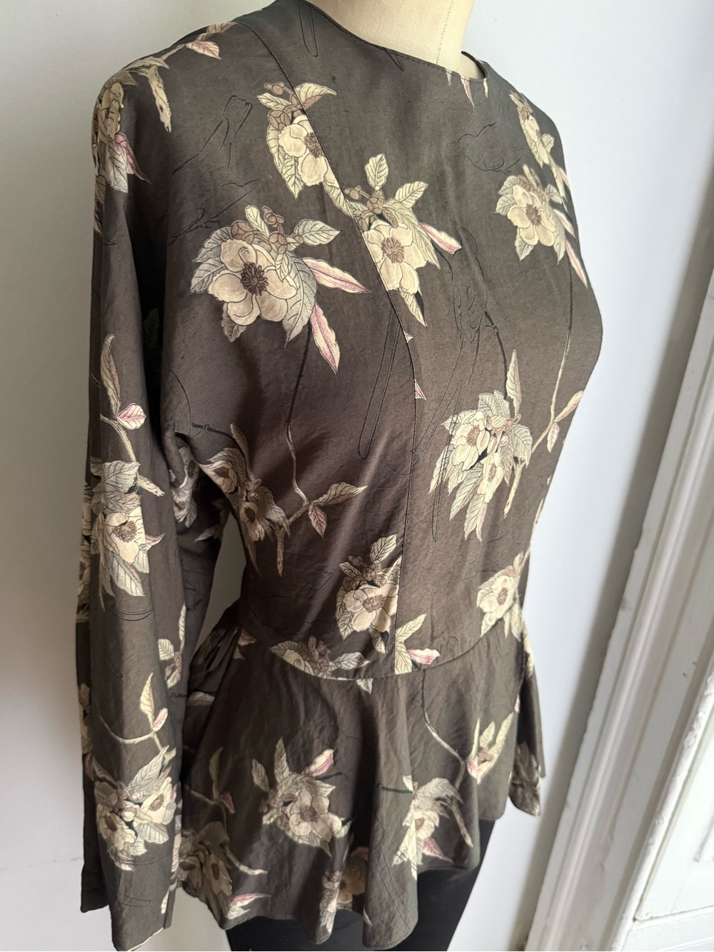 Vintage Gray Sparrow Bird Floral Peplum Blouse Batwing Sleeve Small